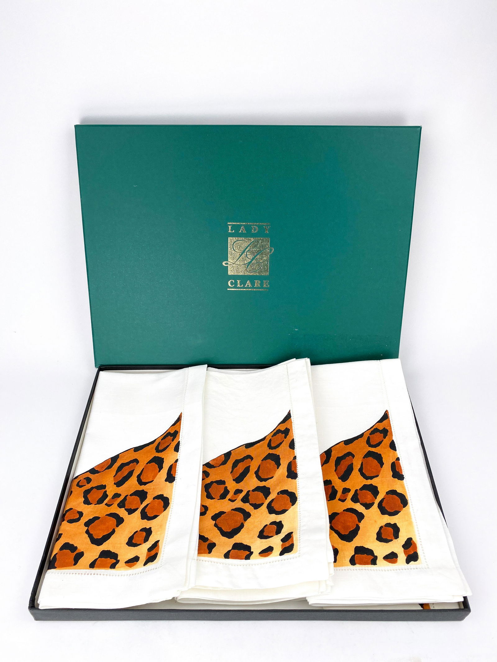 Lady Clare Cheetah Table Linens (1 of 13)