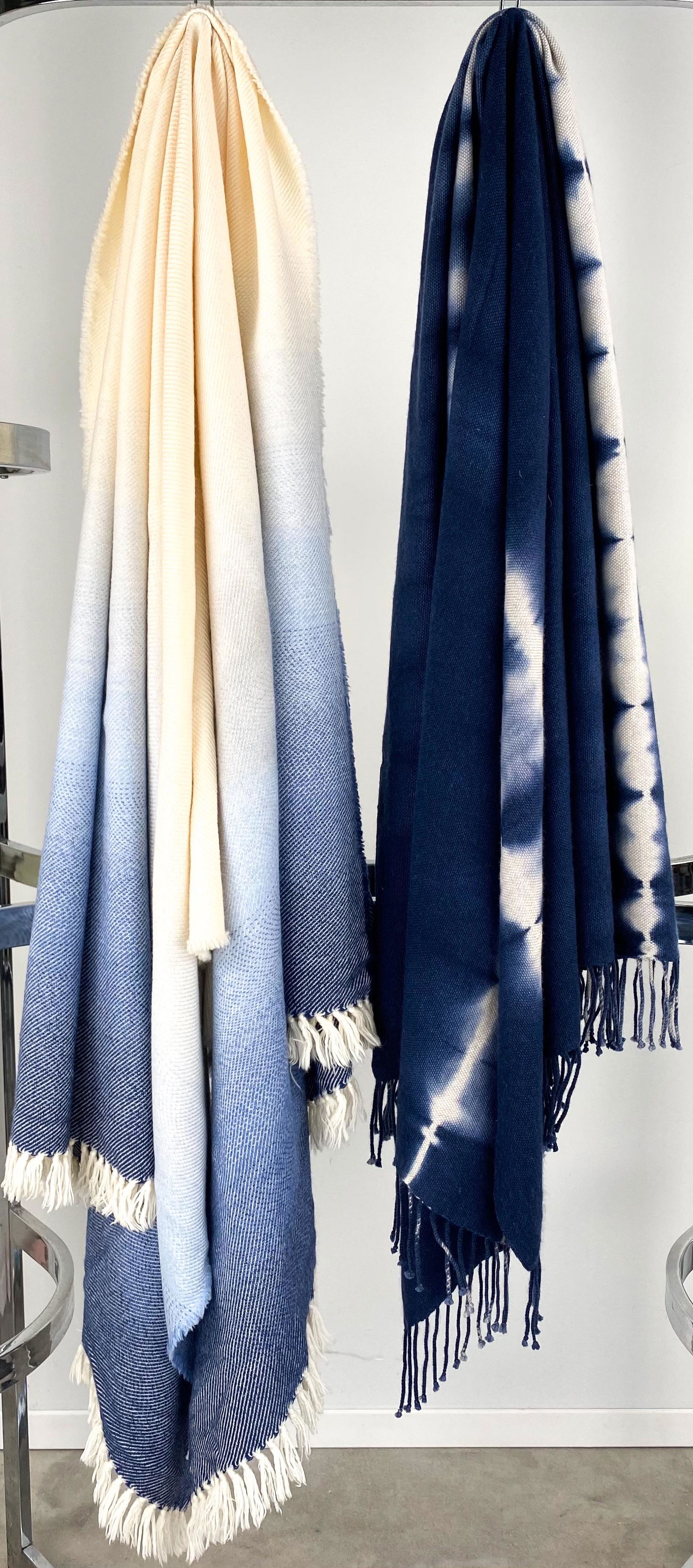 2 Contemporary Designer Throw Blankets in Blues (1 of 10)