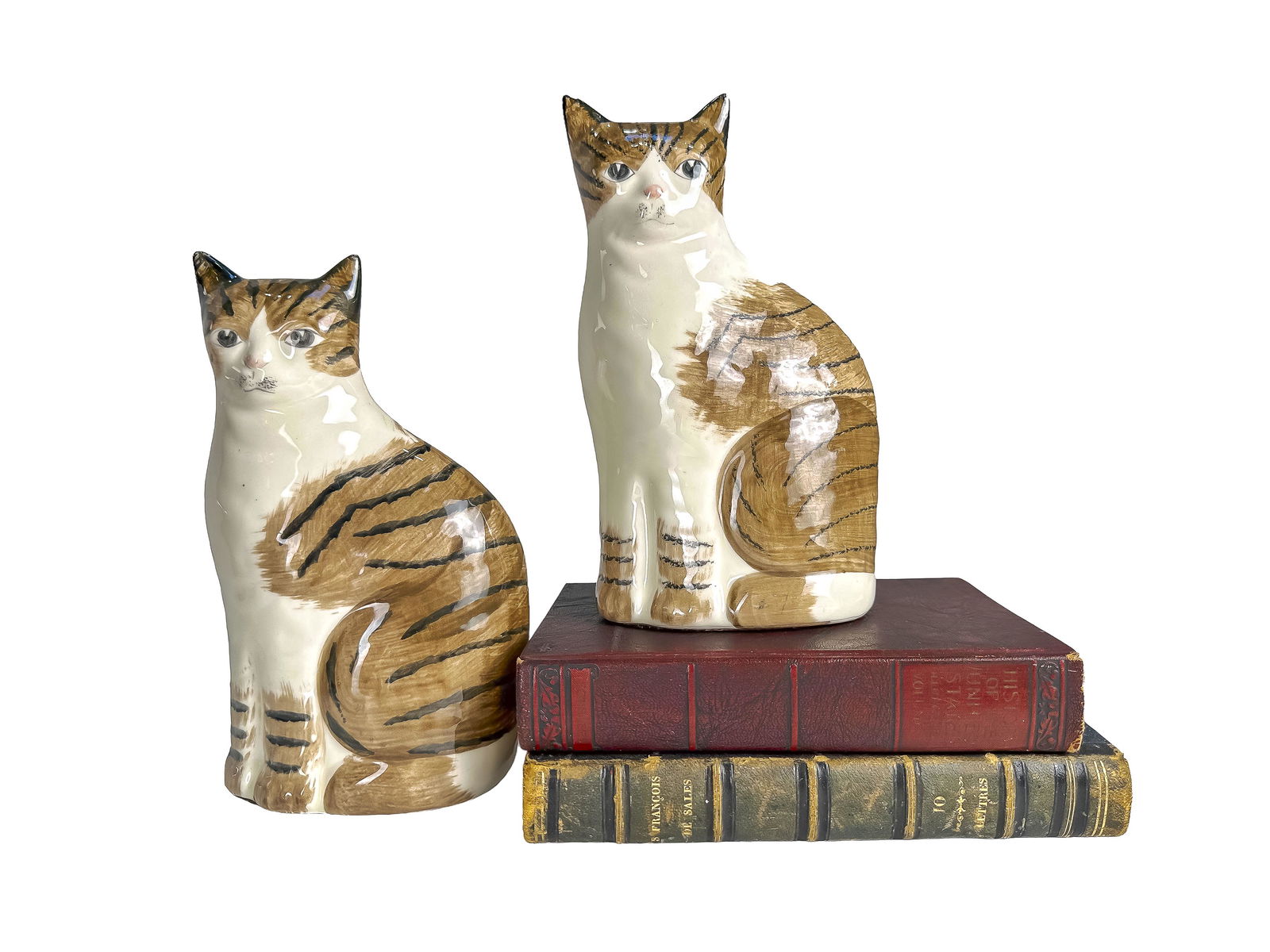 Pair of Vintage N.S. Gustin Co. Hand-Painted Staffordshire Style Tabby Cat Figurines (1 of 12)