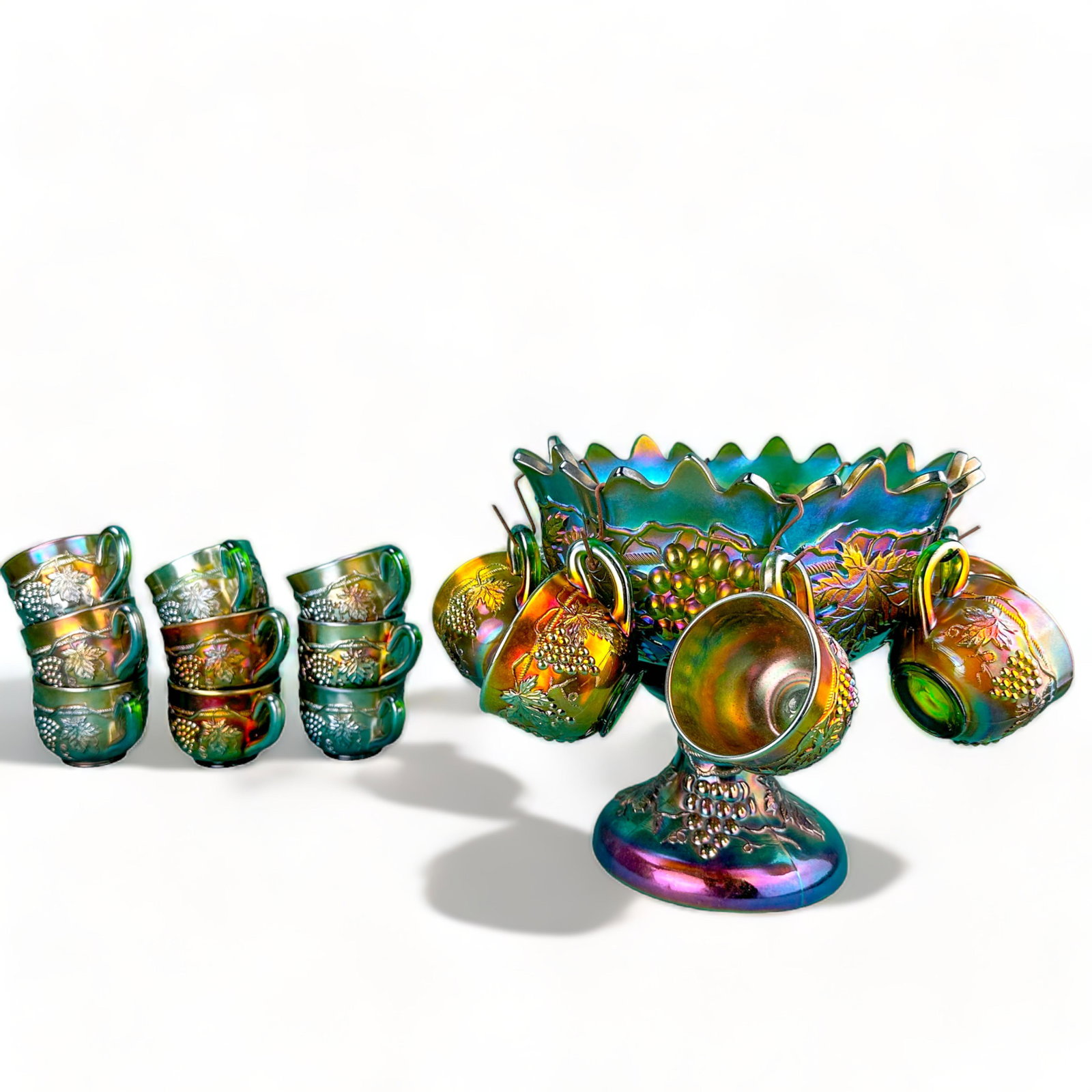 Antique Northwood Grape and Cable Carnival Glass Pedestal Punchbowl with 17 Cups (1 of 17)
