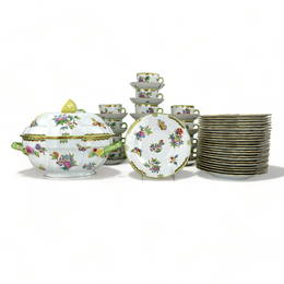 Herend Queen Victoria Tureen, Bowls, Cups and Saucers