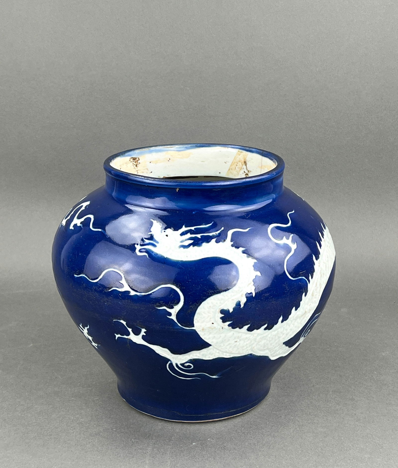 Vintage Chinese Porcelain and Cobalt Blue Glaze (1 of 15)