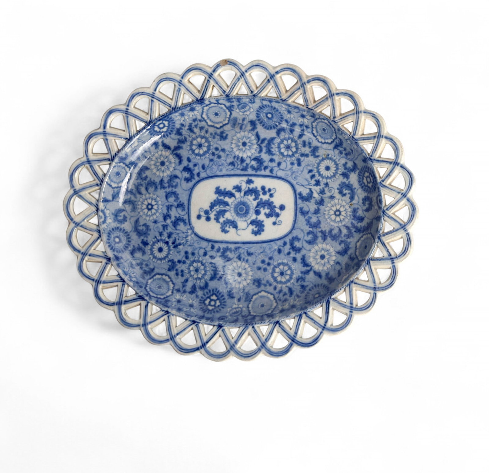 Early 19th c. English Blue White Pierced Rim Serving Plate (1 of 5)