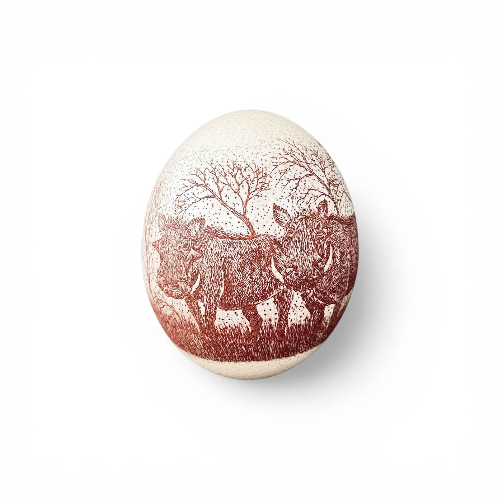 Ostritch Egg with Scrimshaw of Wild Boars: Vintage or Antique Ostrich Egg with scrimshaw method drawing of wild boars. Signed by artist on bottom right of the drawing. Measures Please refer to the following address for the pick-up location: 2