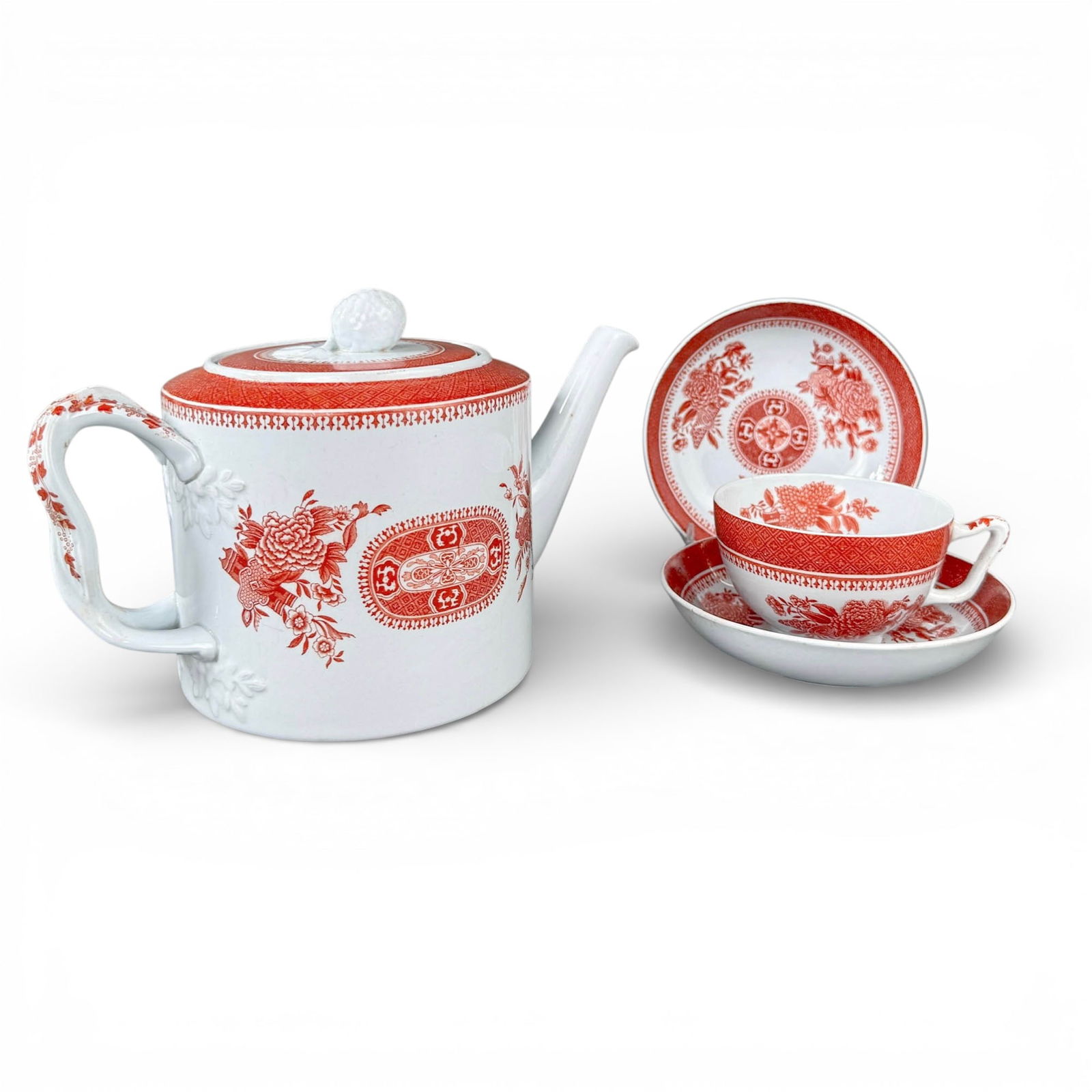 Spodes Fitzhugh Red Pattern Tea Pot, Cup and Two Saucers: Antique Copeland Spode, Fine English porcelain Tea Pot, tea cup and saucer in the Spodes Fitzhugh red pattern. Tea Pot Measures 9 1/2" x 5 1/2" x 5 1/2" H Saucer Measures 5 1/8" Diameter x 1 1/16" H