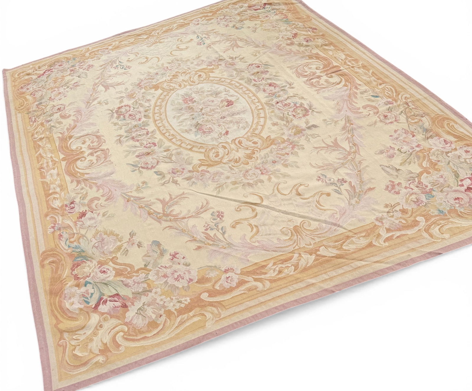 9x12' Wool Aubusson Style Rug: Beautiful Scroll and Medallion and floral work on this flat weave wool Aubusson style rug. Hand Made in China. Measures 9' X 12'