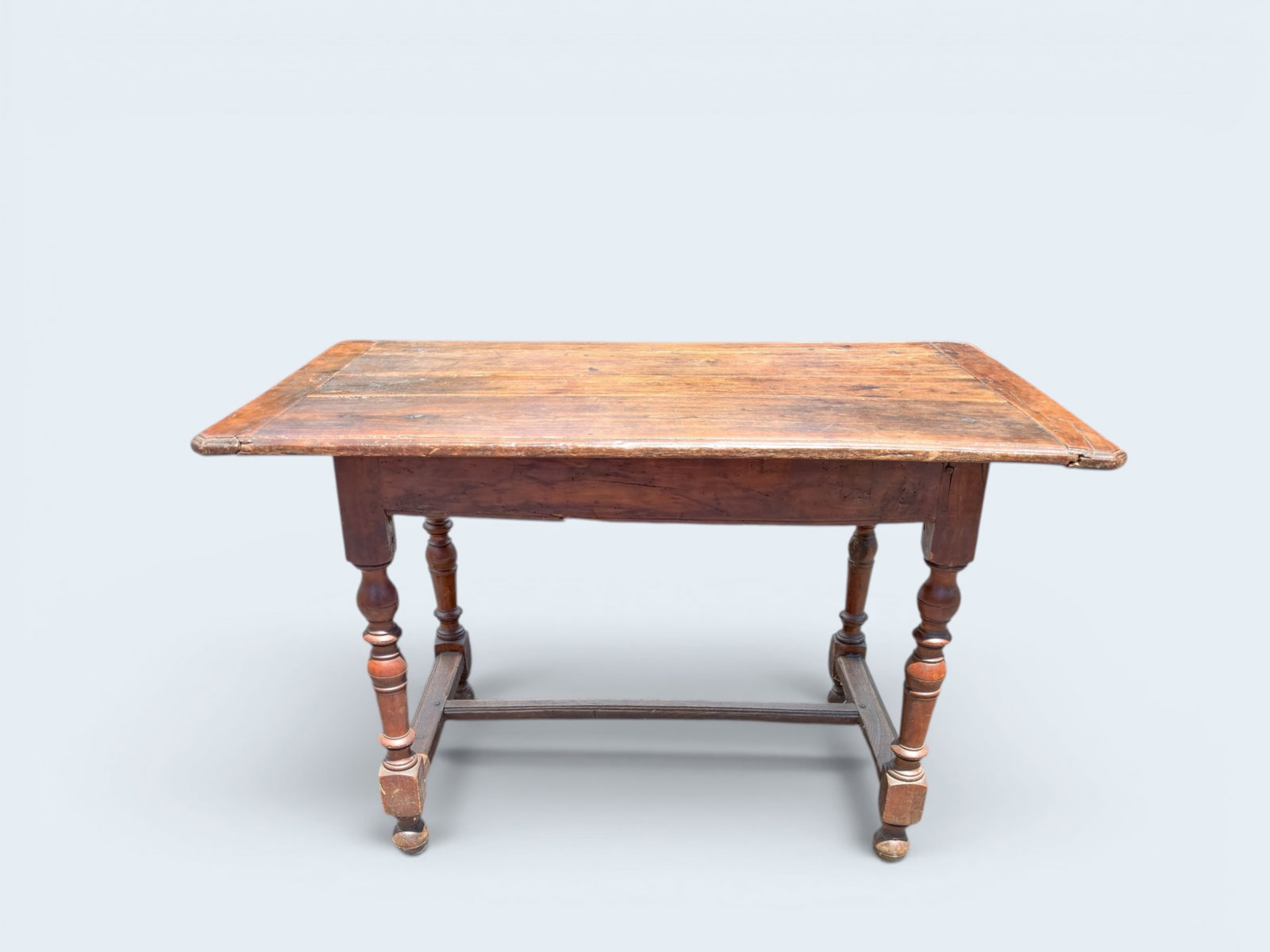 18TH c. American Table (1 of 9)
