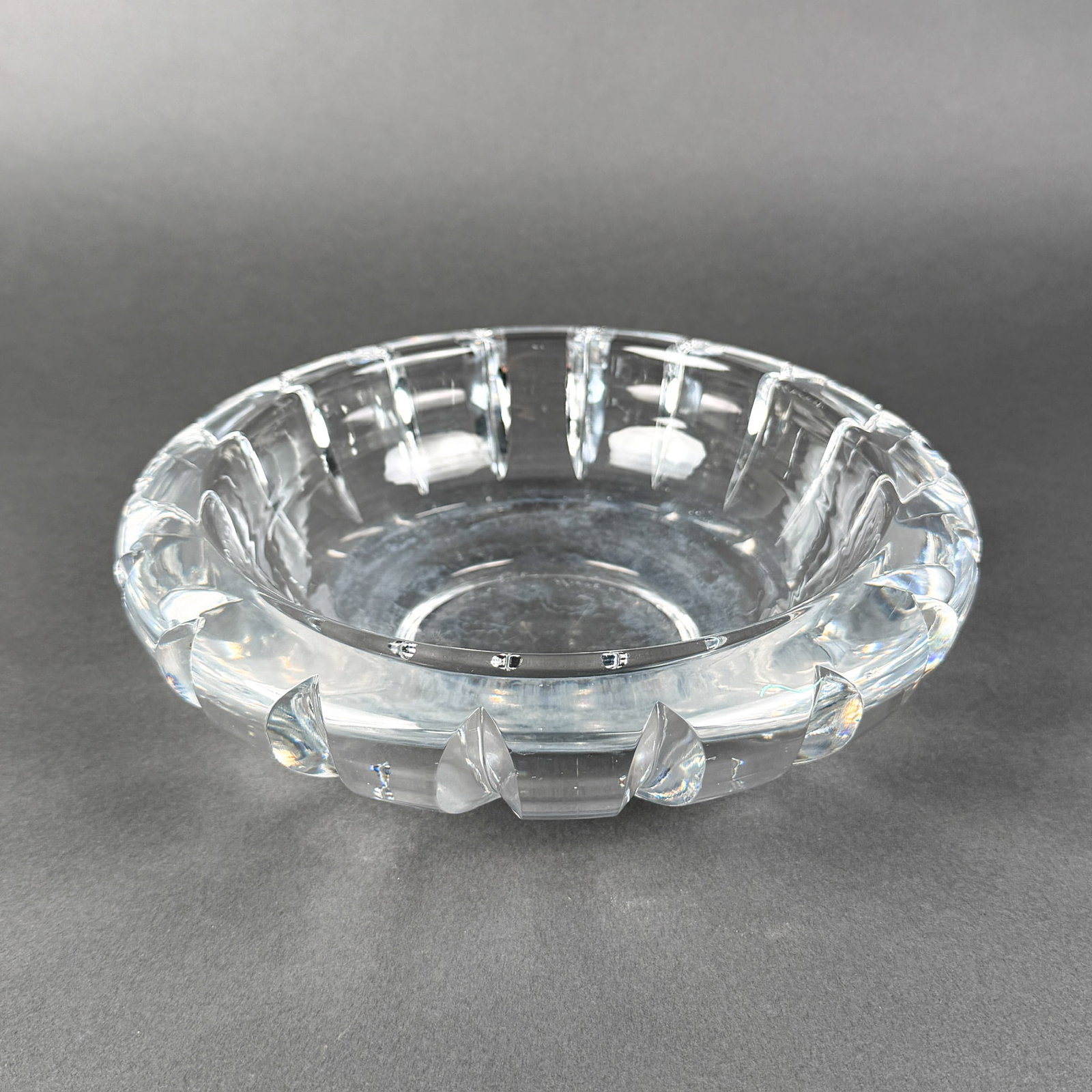 STEUBEN CRYSTAL LOW BOWL (1 of 10)