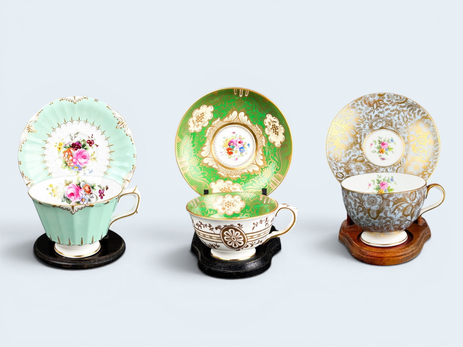 ANTIQUE ENGLISH BONE PORCELAIN TEA CUPS: Staffordshire, Royal crown Derby and Minton porcelain tea cups and saucers.