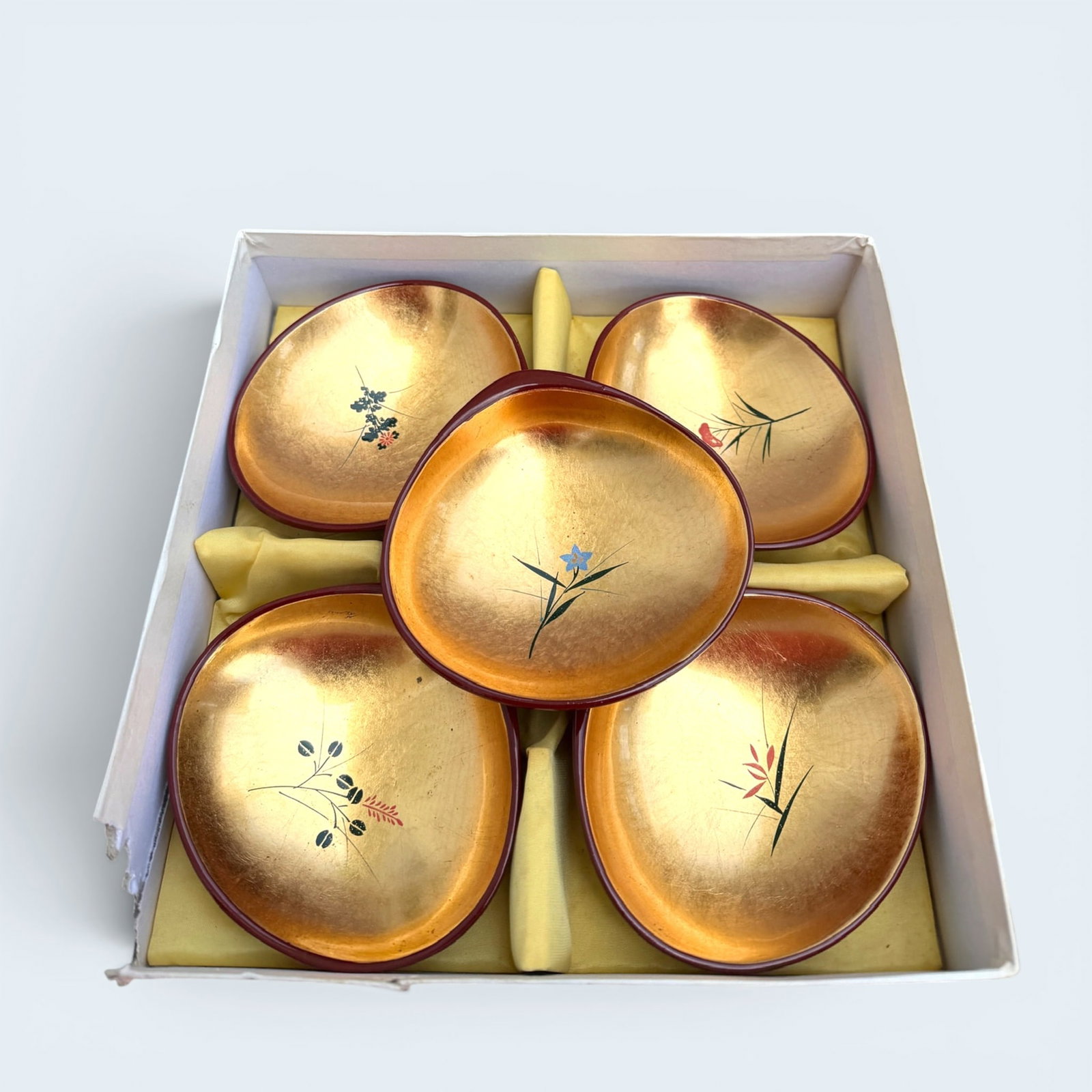 JAPANESE LACQUERWARE SMALL BOWL SETS: Vintage Japanese Lacquerware suchi or snack plate set, Gold Interior with Hand-Painted floral motifs, Set of 5 in Original BoxEst. $40-$80