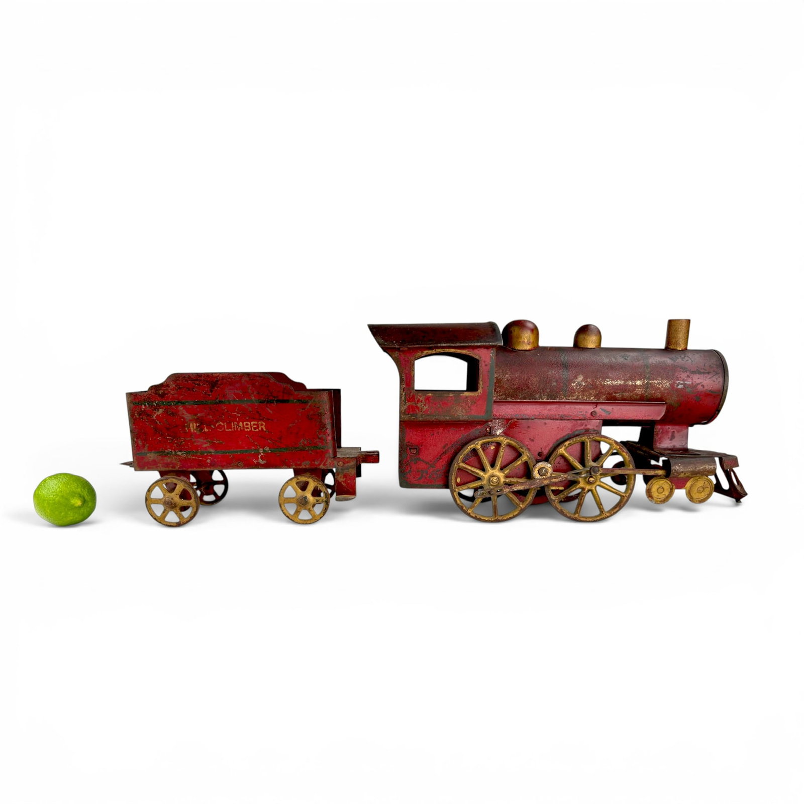 CLARK TOY CO. HILL CLIMBER LOCOMOTIVE and COALCAR (1 of 10)