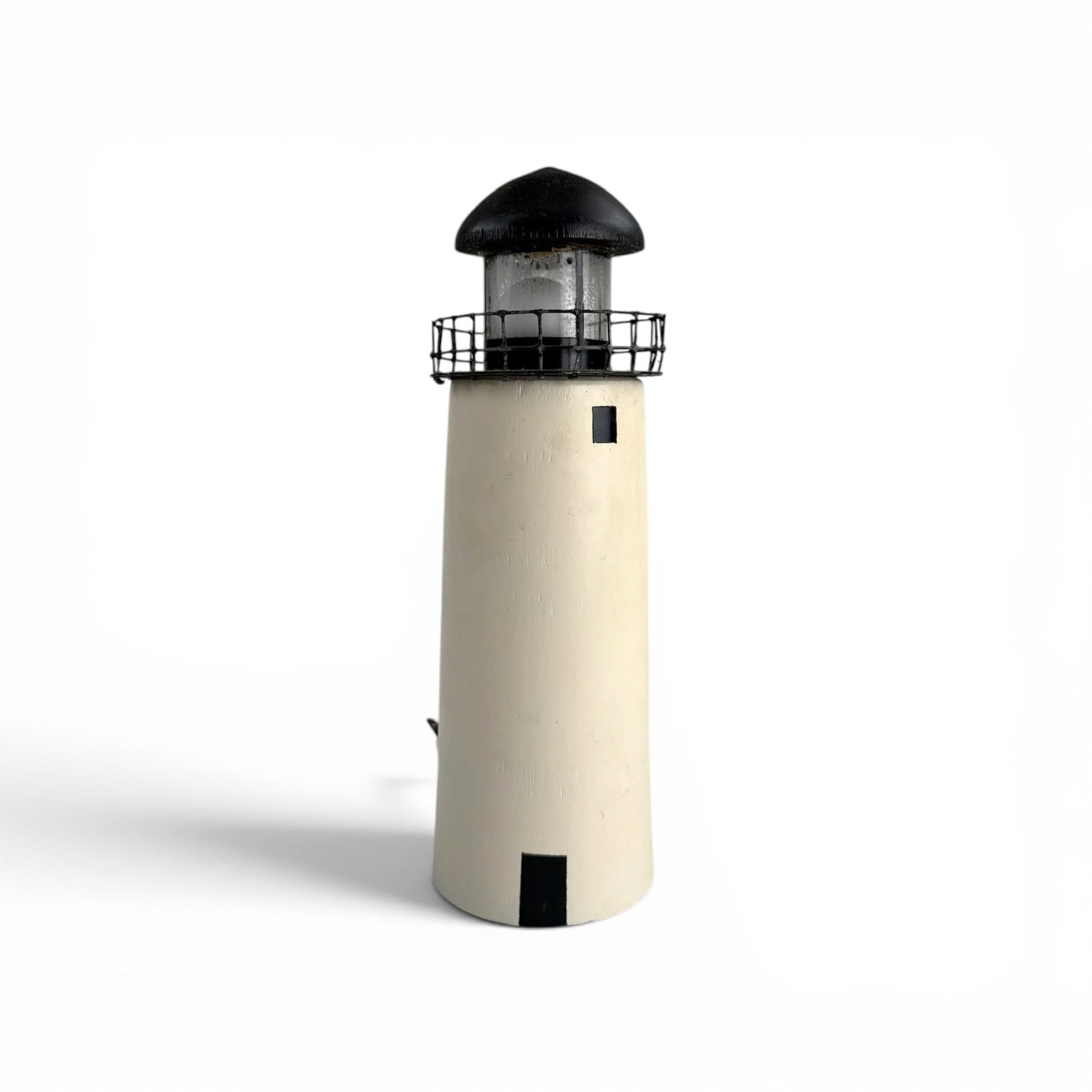 VINTAGE LIGHTHOUSE-THEMED TABLE LIGHT