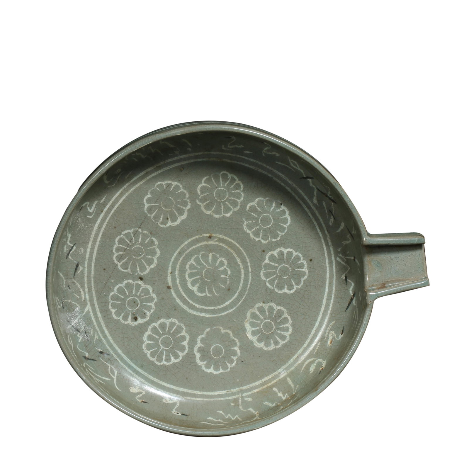 KOREAN PORCELAIN, JIN AND YUAN DYNASTIES, CHINA: KOREAN PORCELAIN, JIN AND YUAN DYNASTIES, CHINA; H. 5.5 cm. head-d. 19 cm. foot-d. 12 cm