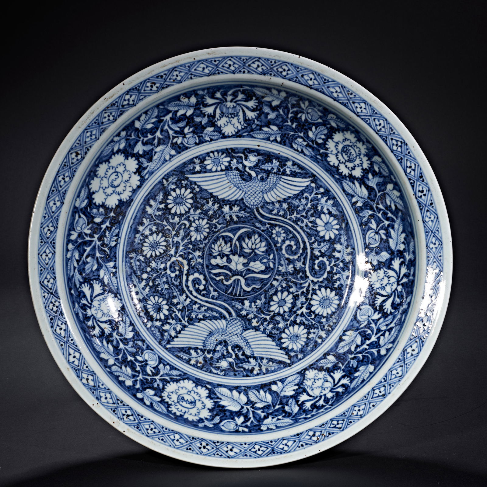 BLUE AND WHITE PHOENIX PATTERN PLATE, MING DYNASTY, (1 of 6)