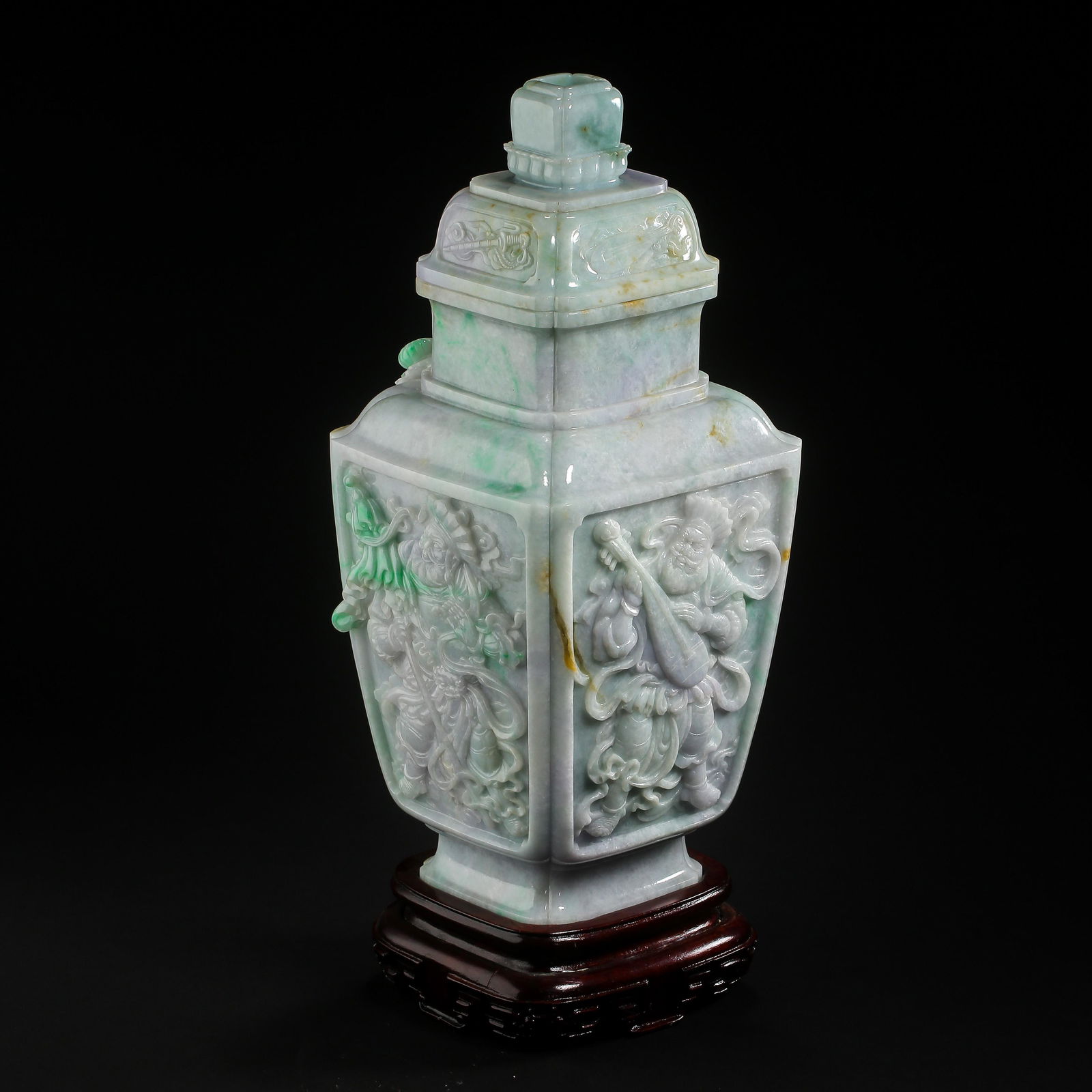 CHINESE JADE SQUARE VASE FROM QING DYNASTY (1 of 12)