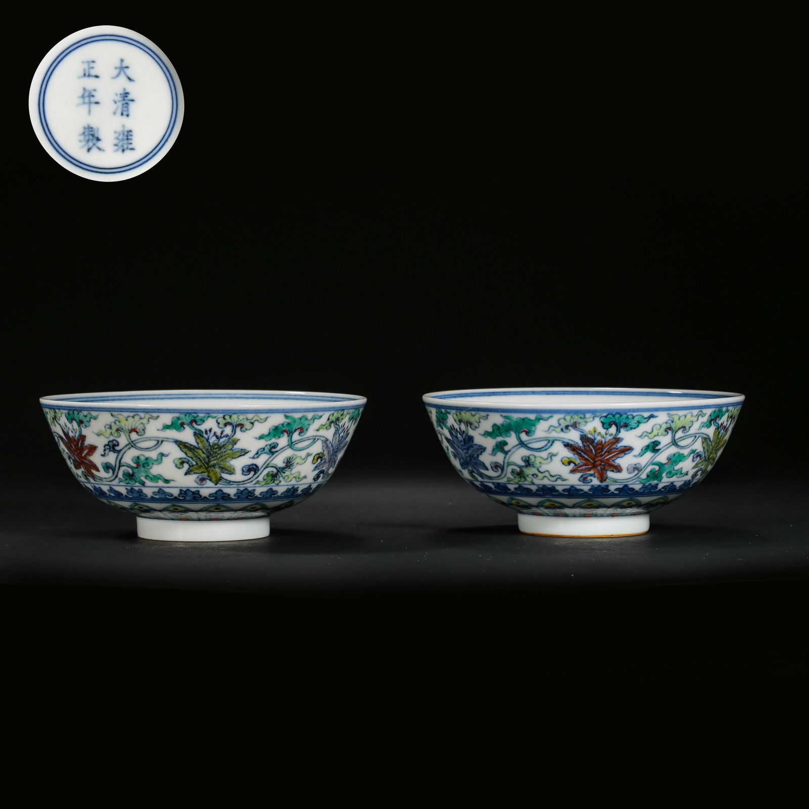 A PAIR OF CHINESE QING DYNASTY YONGZHENG DOUCAI BOWL (1 of 8)