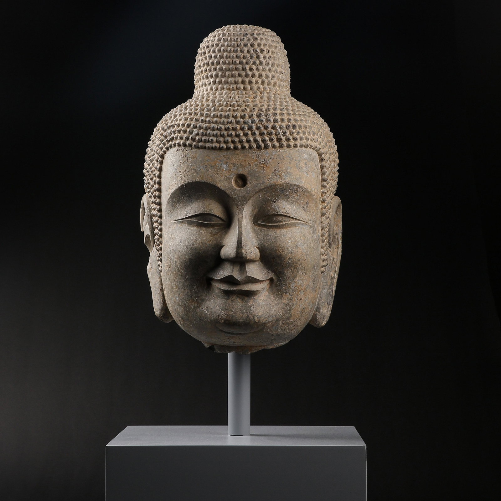 TANG DYNASTY, CHINESE STONE BUDDHA HEAD (1 of 8)