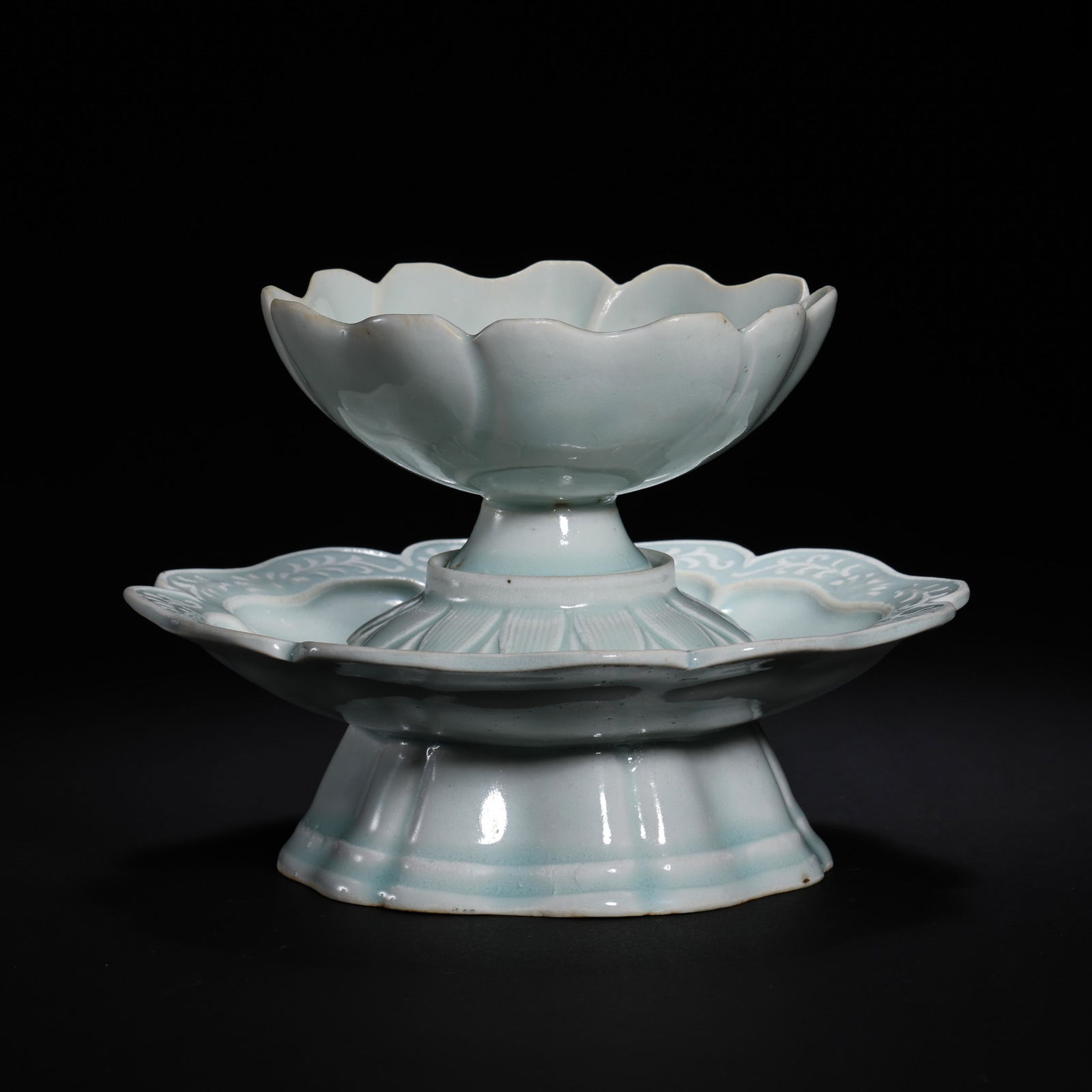 SOUTHERN SONG DYNASTY, CHINESE HUTIAN WARE CELADON (1 of 13)