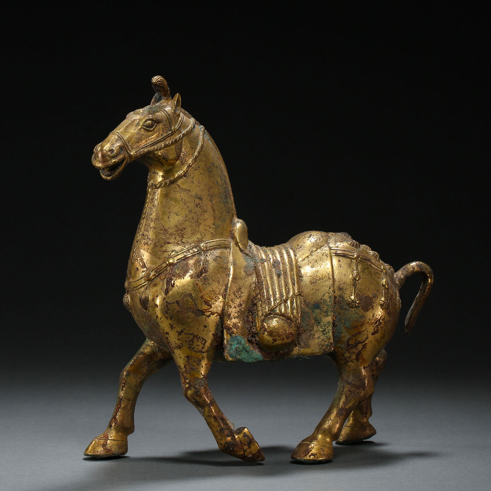 CHINESE TANG DYNASTY GILT BRONZE HORSE (1 of 11)