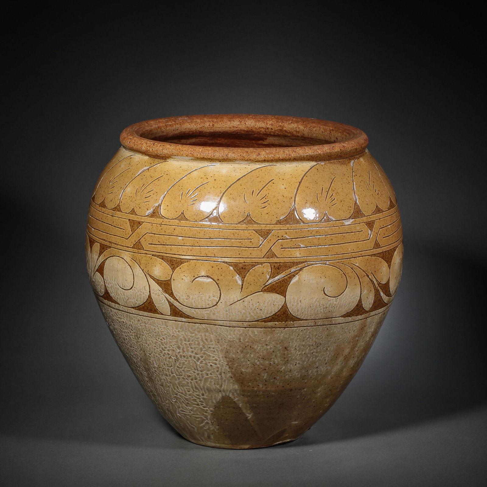 CHINESE SONG DYNASTY CIZHOU WARE SAUCE GLAZE FLOWER (1 of 7)