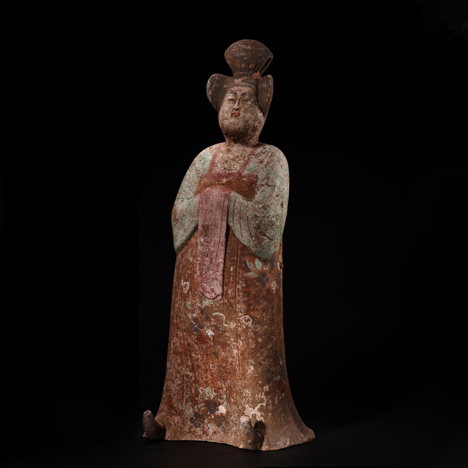 CHINESE POTTERY LADY FIGURE (1 of 13)
