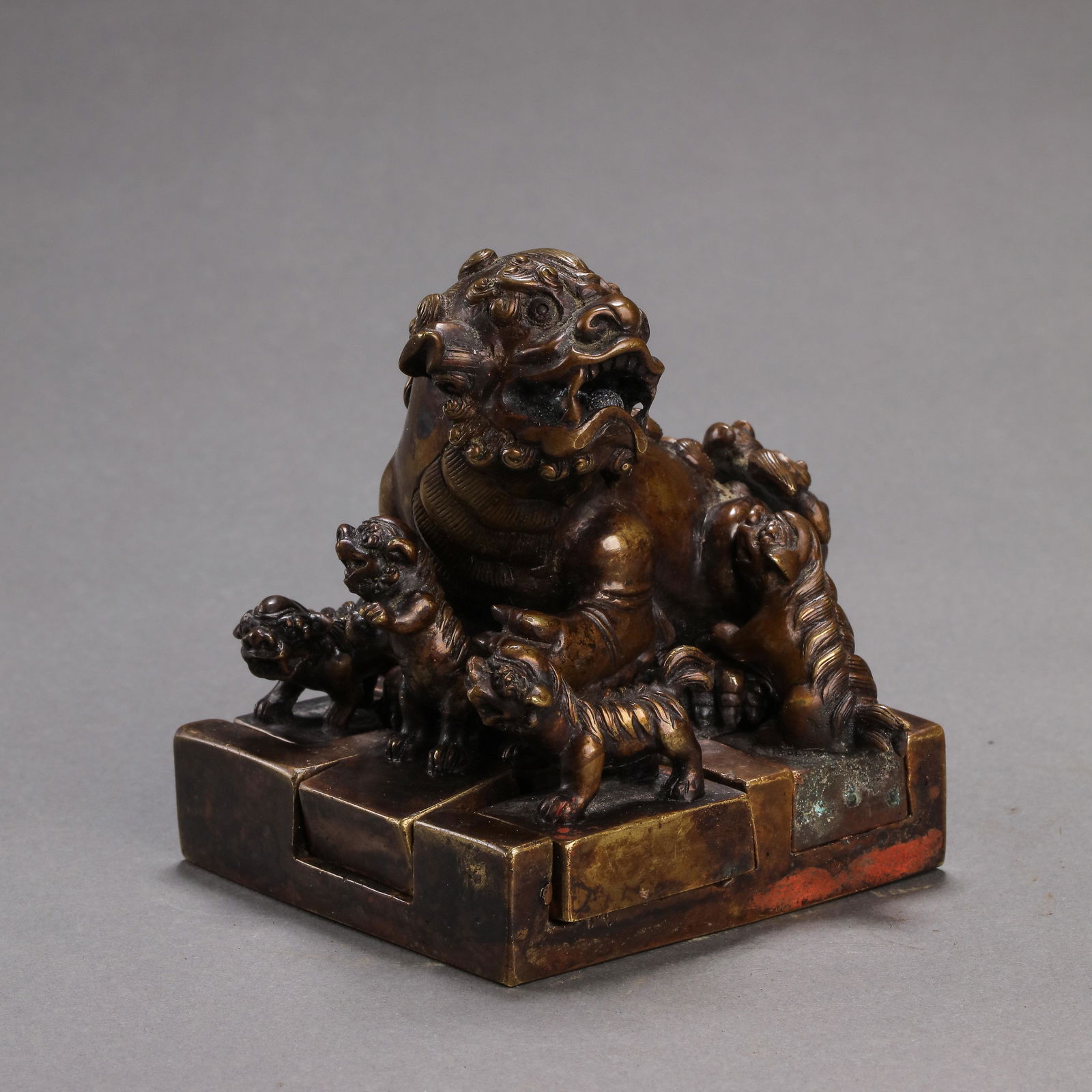 A SET OF CHINESE QING DYNASTY BRONZE SEALS (1 of 11)