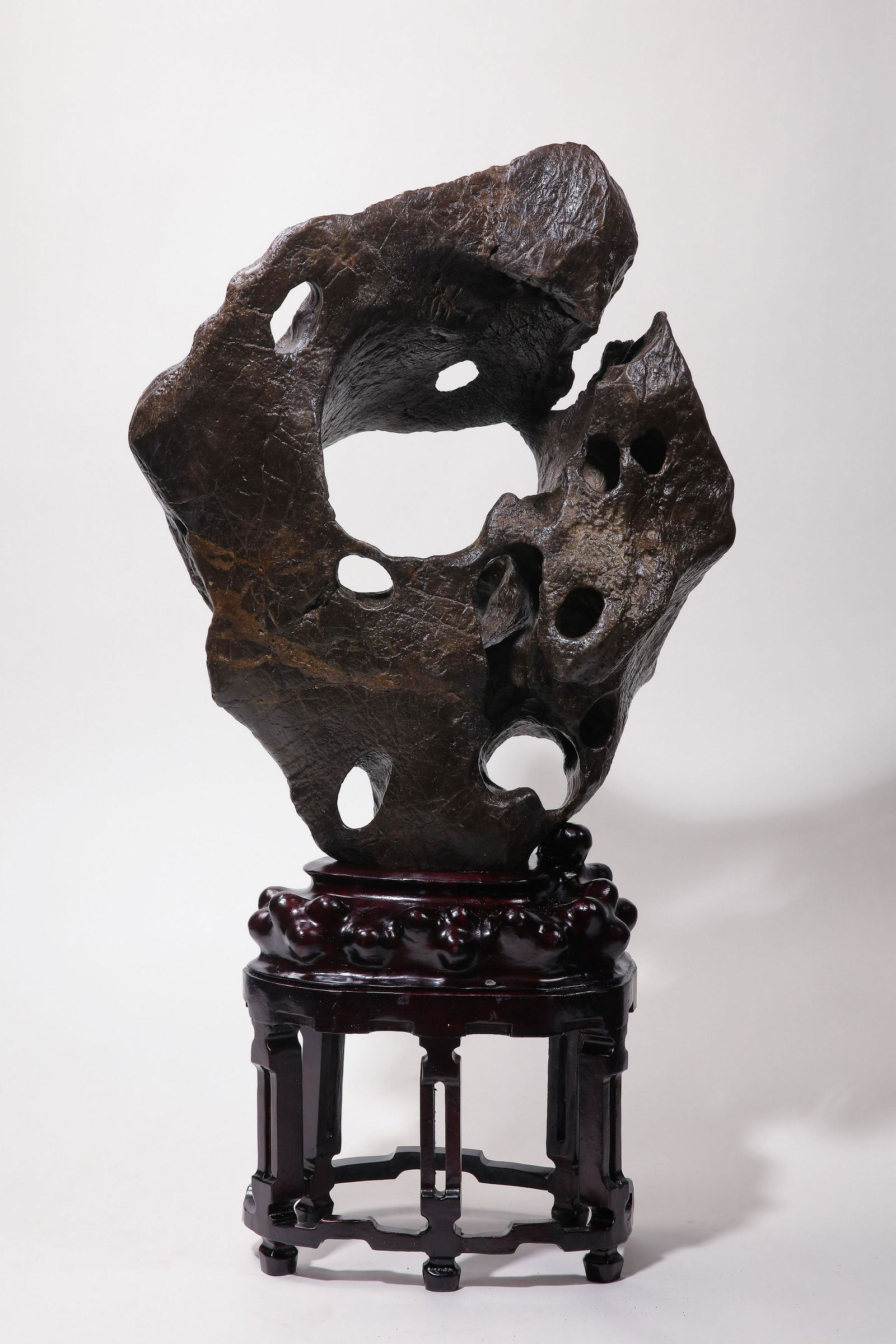 LINGBI STONE CARVING, QING DYNASTY, CHINA (1 of 10)