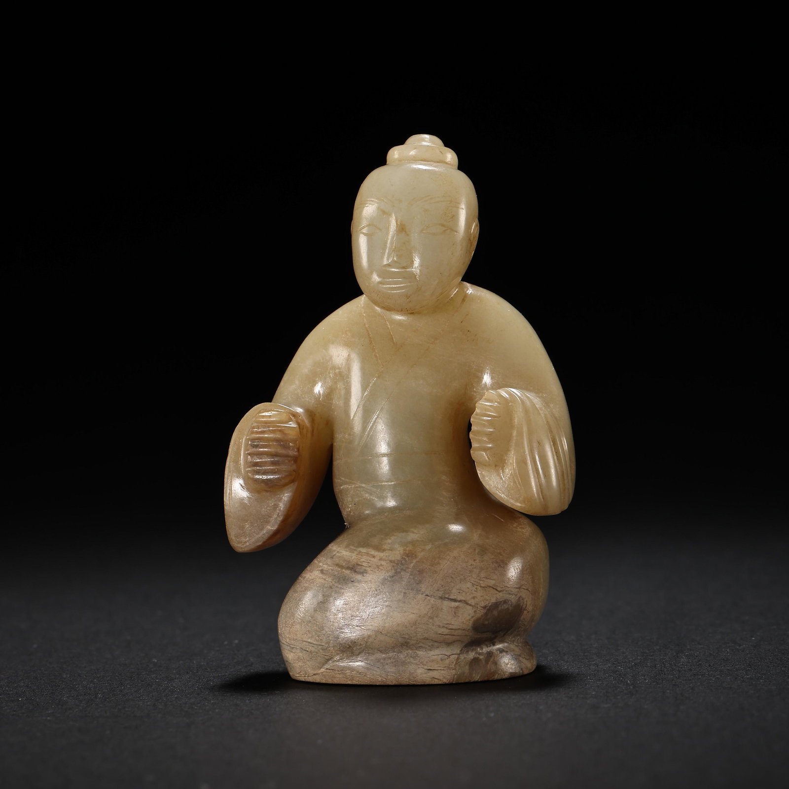 HETIAN JADE FIGURE, HAN DYNASTY (1 of 8)