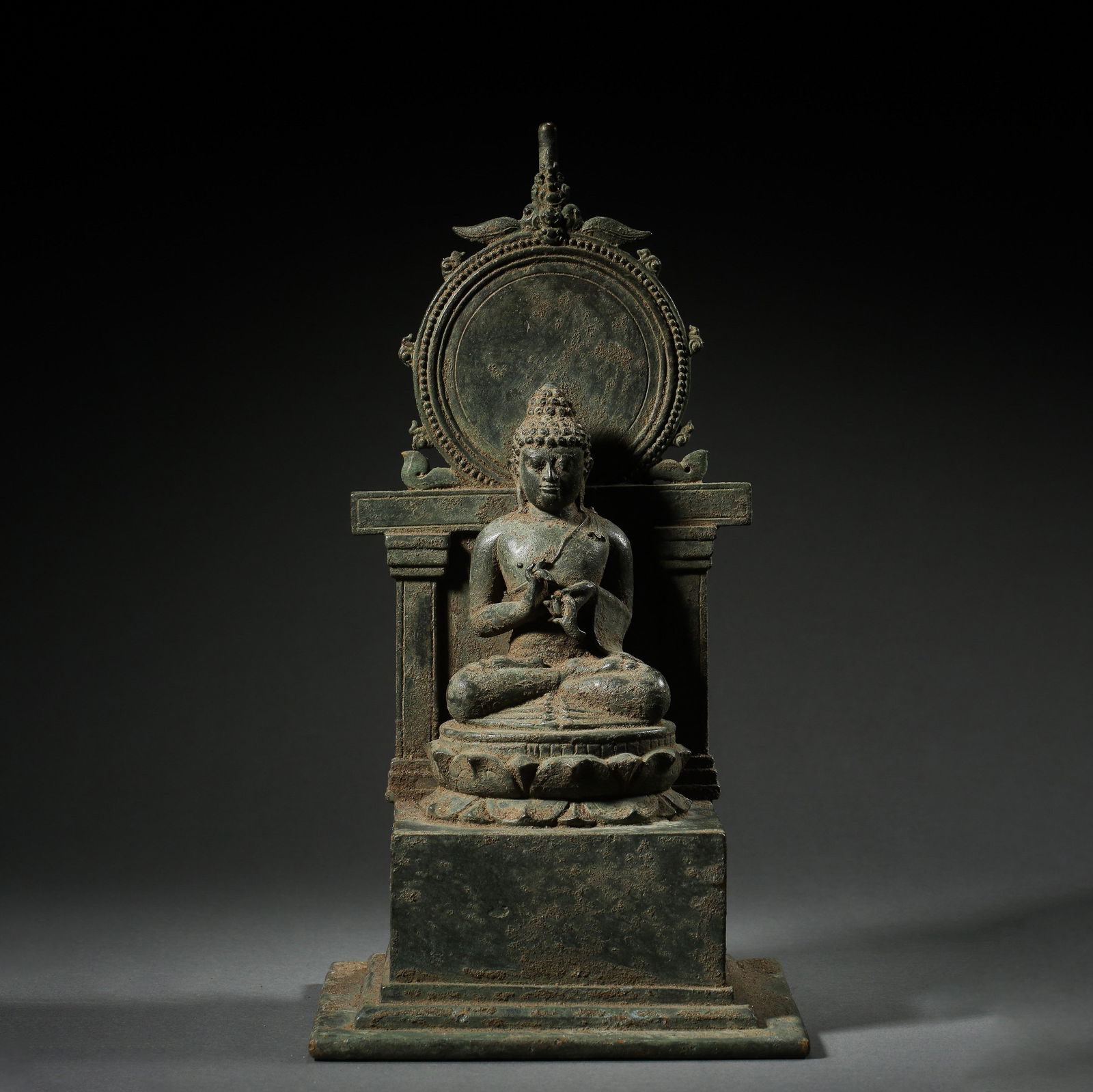 SEATED BRONZE BUDDHA STATUE OF WEST ASIA (1 of 10)