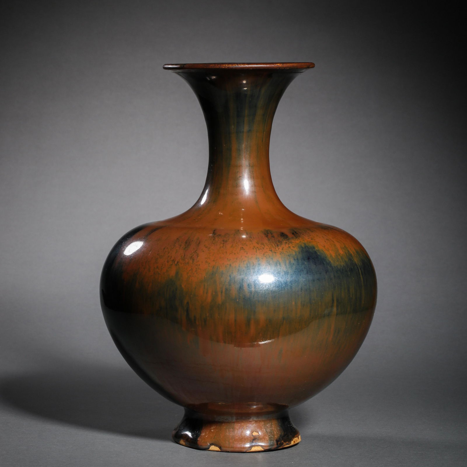 CHINESE SONG DYNASTY RABBIT LONG-NECKED BOTTLE (1 of 11)