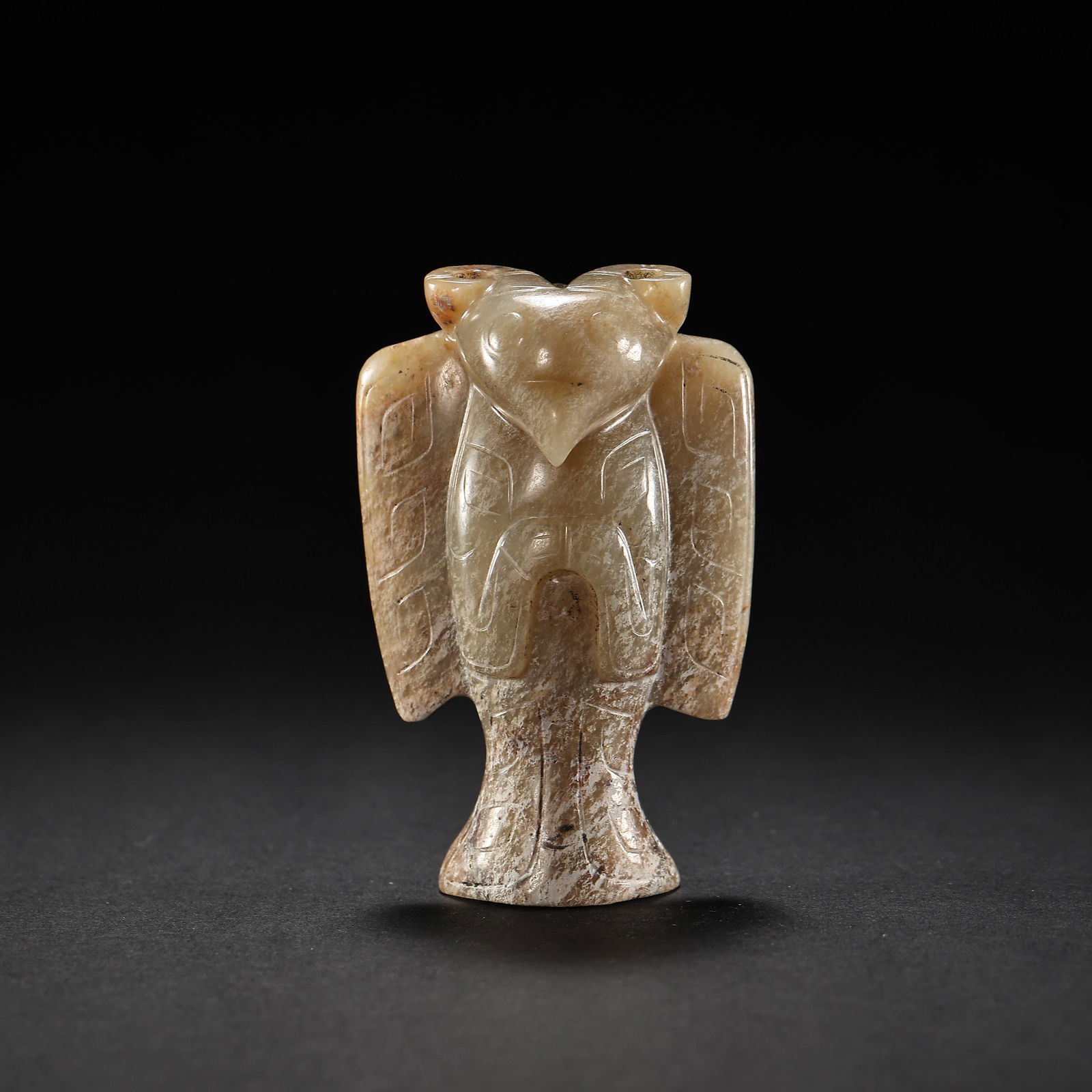 CHINESE HAN DYNASTY HETIAN JADE BIRD (1 of 10)