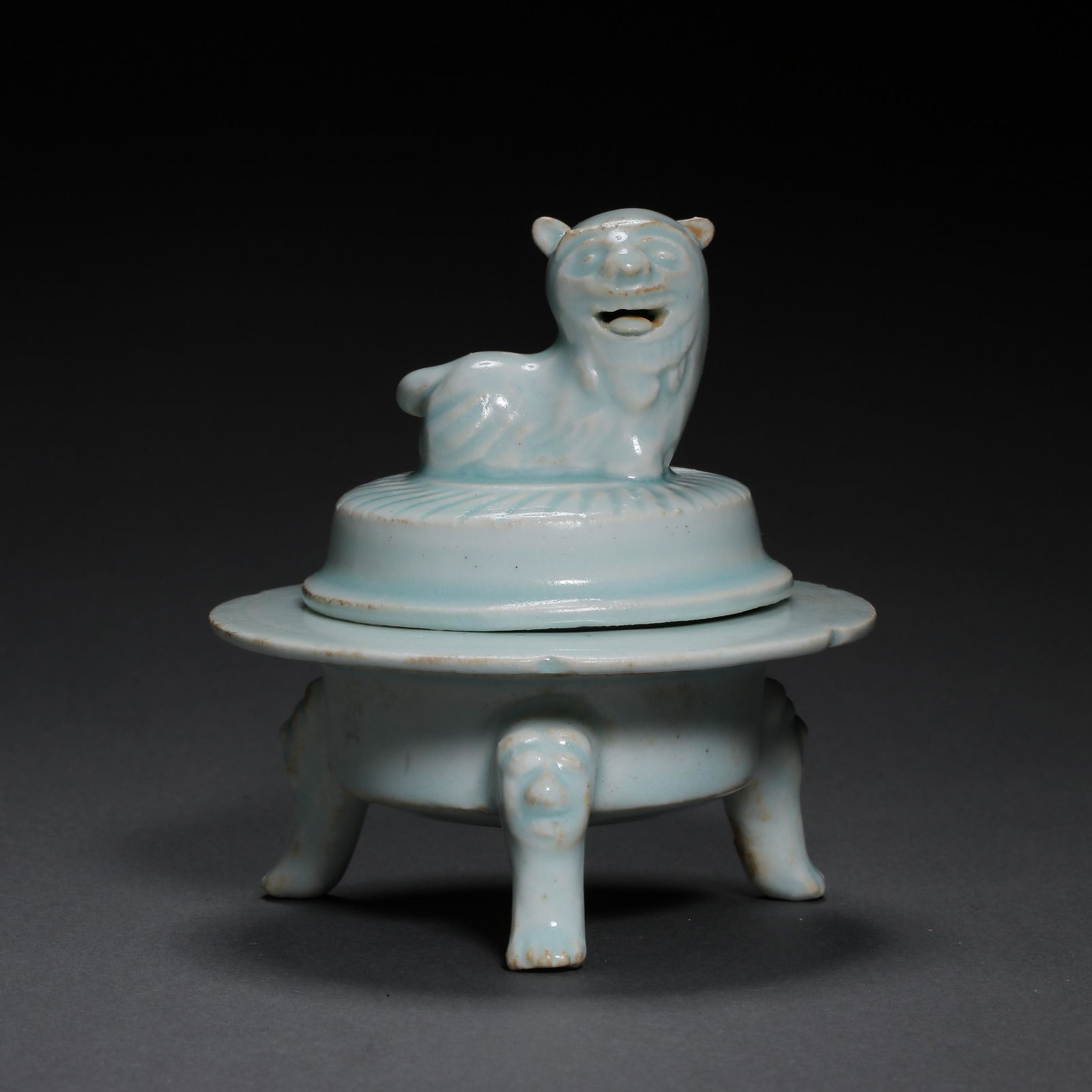 SOUTHERN SONG DYNASTY HUTIAN WARE GREEN GLAZED LION INCENSE BURNER (1 of 9)