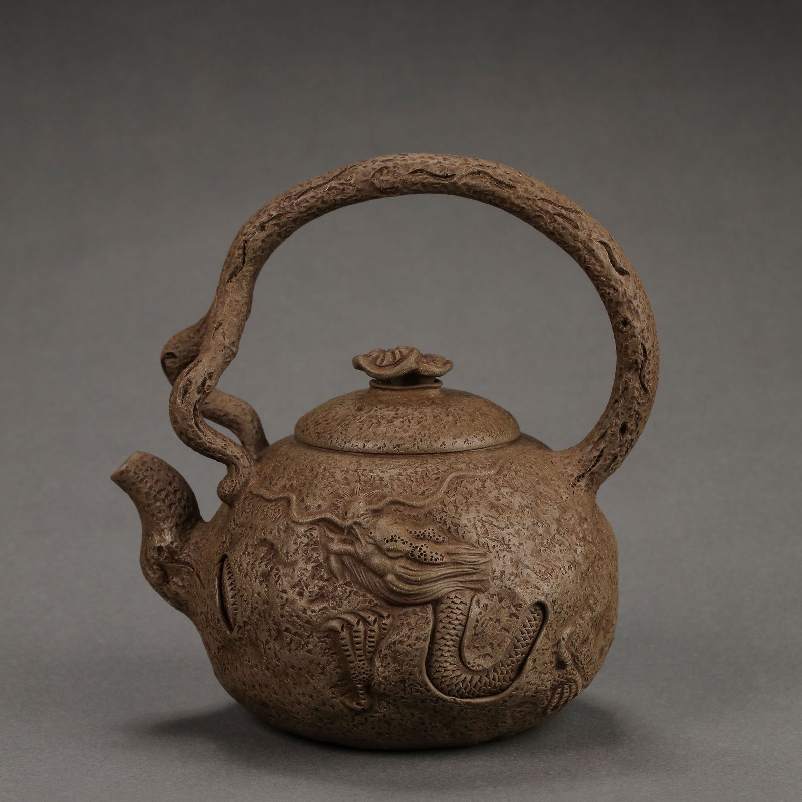 ANCIENT CHINESE CELEBRITY PURPLE SAND POT (1 of 11)