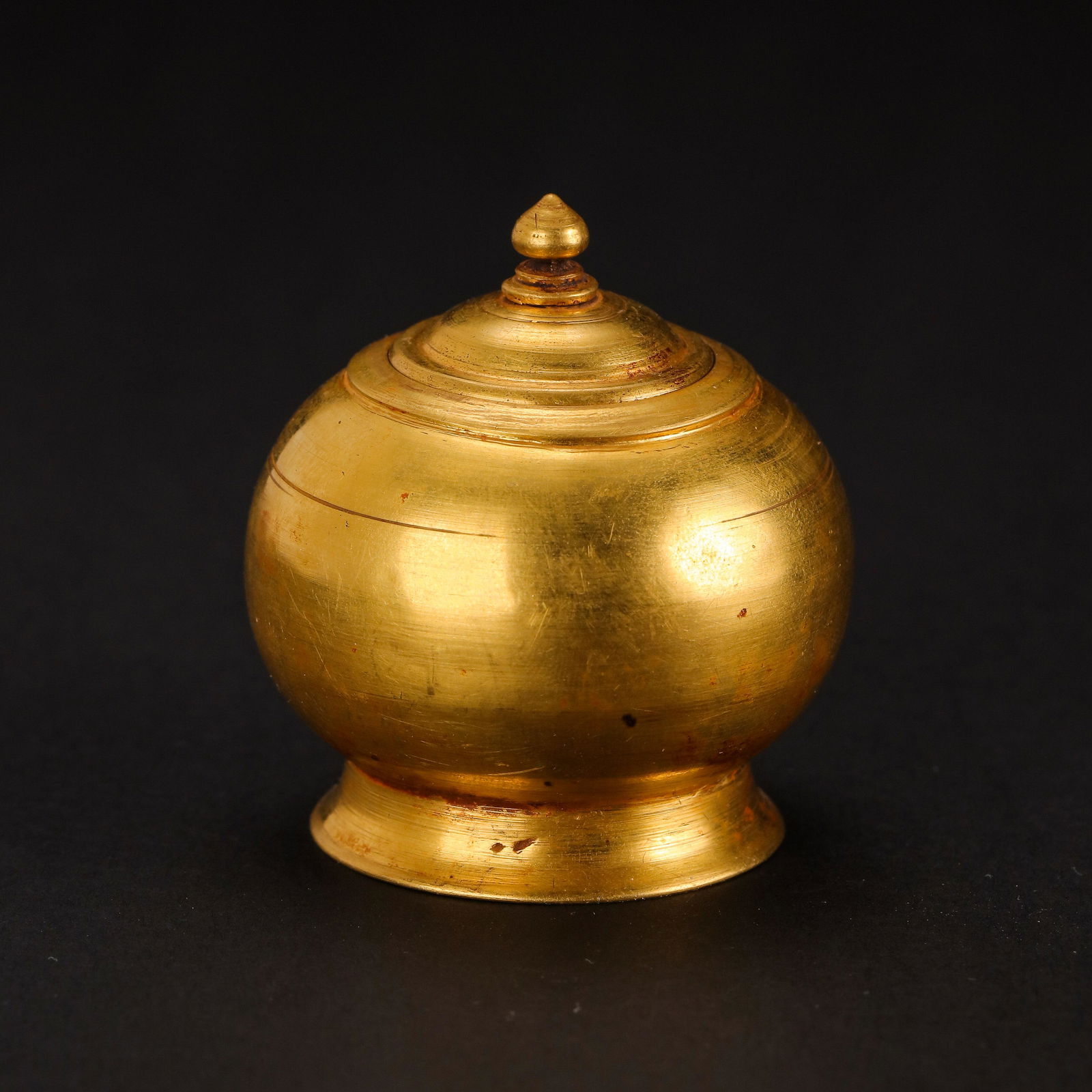 CHINESE TANG DYNASTY PURE GOLD LID JAR (1 of 9)