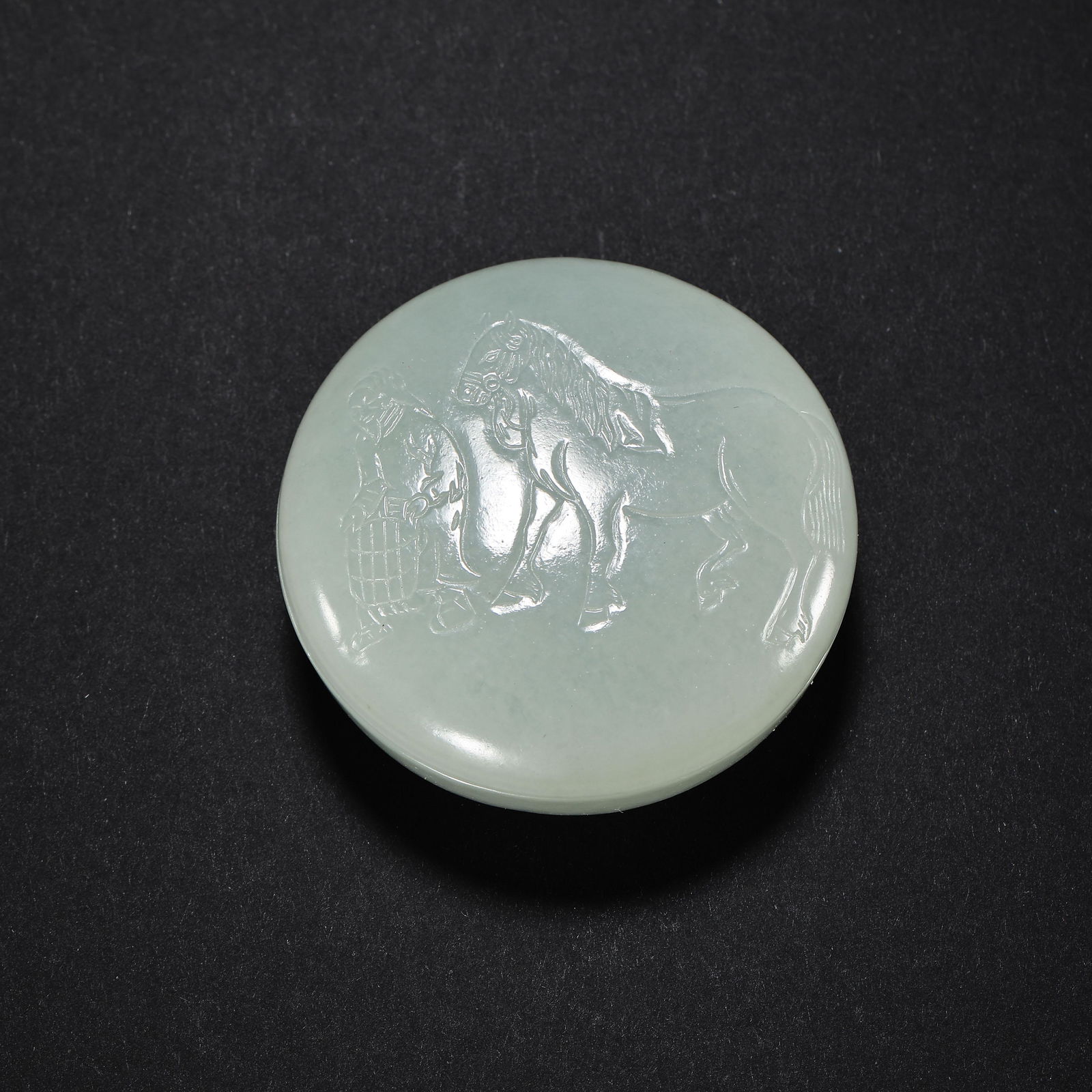 CHINESE QING DYNASTY HETIAN JADE POWDER BOX (1 of 10)