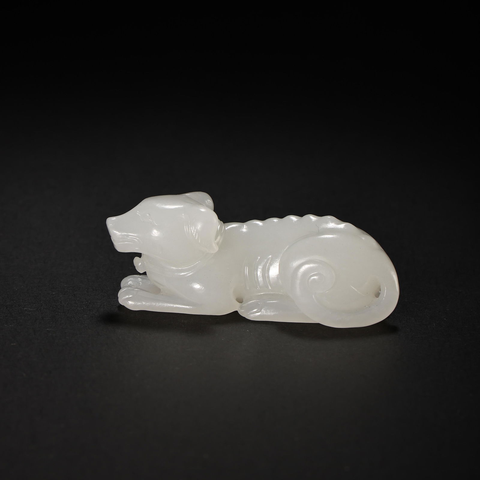 CHINESE QING DYNASTY HETIAN JADE DOG (1 of 10)