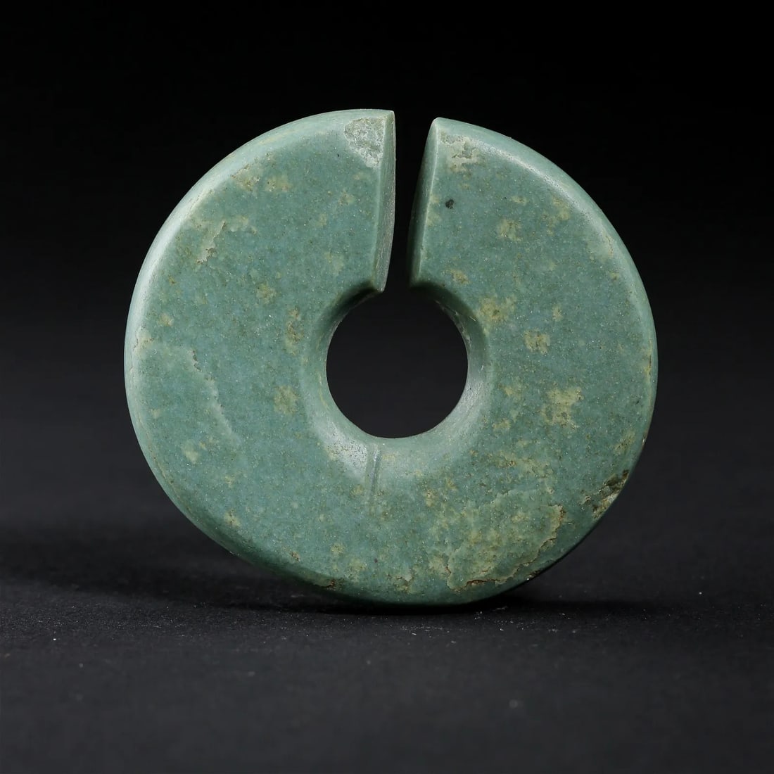 CHINESE NEOLITHIC TURQUOISE JADE PIECES: W. 4.2 cm. W. 4.5 cm. Weight 23 gram.