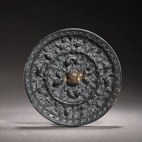 CHINESE TANG DYNASTY SEA ANIMAL GRAPE PATTERN BRONZE MIRROR