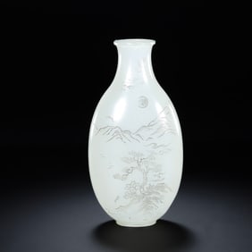 CHINESE QING DYNASTY HOTAN WHITE JADE GUANYIN VASE