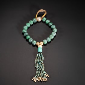 CHINESE QING DYNASTY JADE HAND