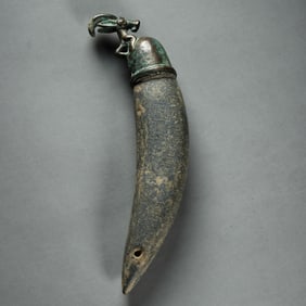 STONE TOOLS OF ANCIENT CHINESE GRASSLAND CULTURE