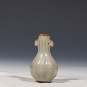 QING GLAZE PIERCED EAR VASE OF CHENGHUA PERIOD OF MING DYNASTY, CHINA