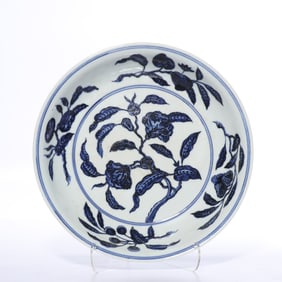 BLUE AND WHITE FLOWER PATTERN PLATE, XUANDE PERIOD, MING DYNASTY, CHINA