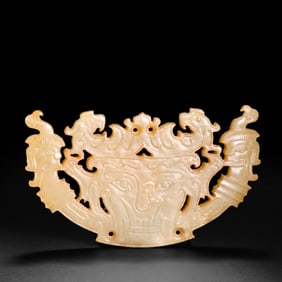 CHINESE SHANG AND ZHOU DYNASTIES JADE ANIMAL FACE