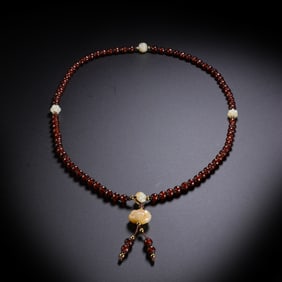 AGATE COLLARS OF LIAO DYNASTY, CHINA