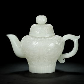 CHINESE QING DYNASTY HOTAN WHITE JADE HANDLE POT