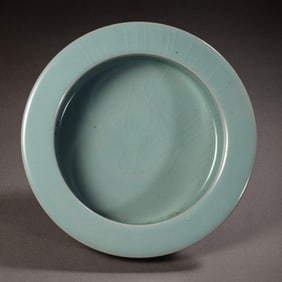 LONGQUAN WARE POWDER GREEN GLAZE FOLDING ALONG WASHING, SOUTHERN SONG DYNASTY, CHINA