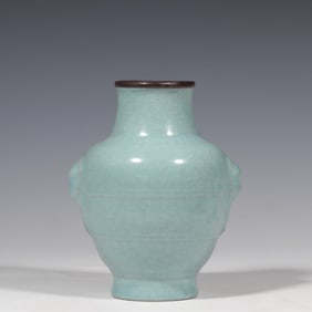 CELADON COVERED VASE, SONG DYNASTY, CHINA