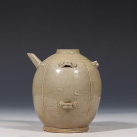 CHINESE TANG DYNASTY YUE WARE CELADON WEARING POT