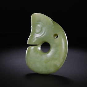 HONGSHAN CULTURE JADE PIG DRAGON IN HONGSHAN PERIOD, CHINA